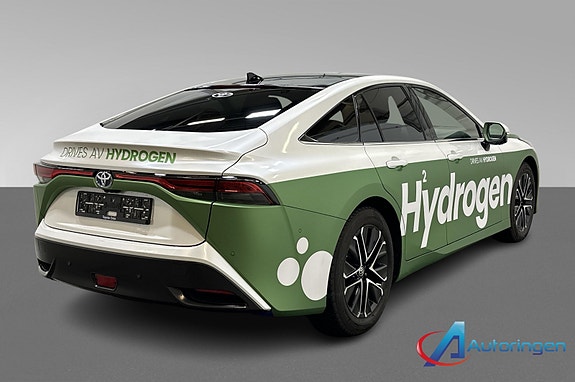 Toyota Mirai 6 of 15