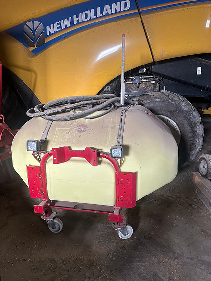 Hardi Mega 1200 - 15m med fronttank 2019, kr 349 000,-
