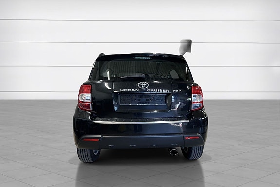 Toyota Urban Cruiser 7 of 26