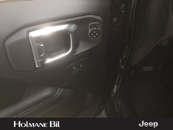 Jeep Gladiator 7 of 30