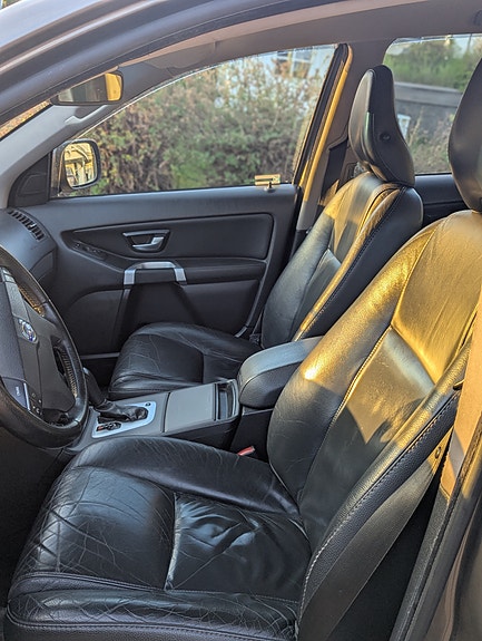 Volvo XC90 12 of 25