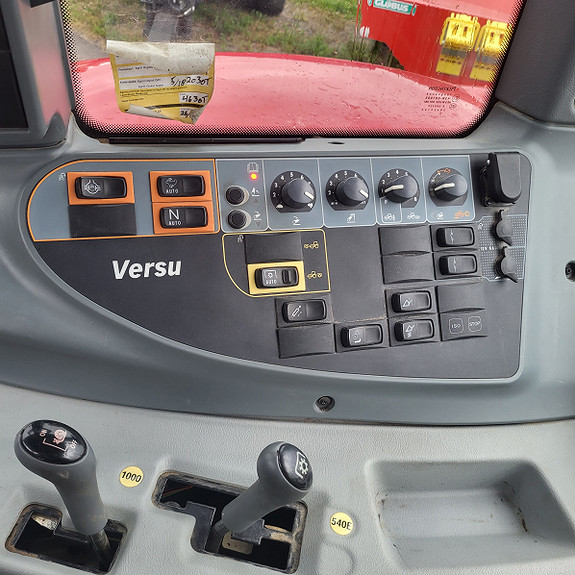 Valtra T213 VERSU 2014, kr 850 000,-
