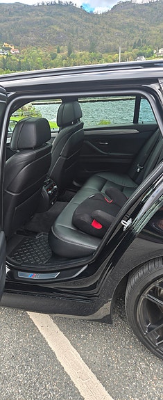 BMW M550d 11 of 26
