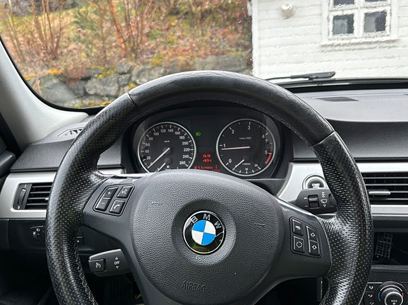 BMW 316d 9 of 22