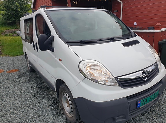 Opel Vivaro 2 of 5