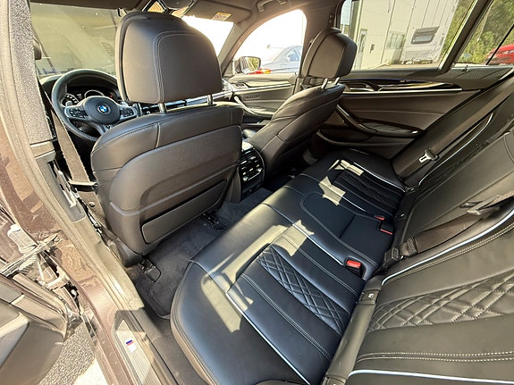 BMW 520d 11 of 15