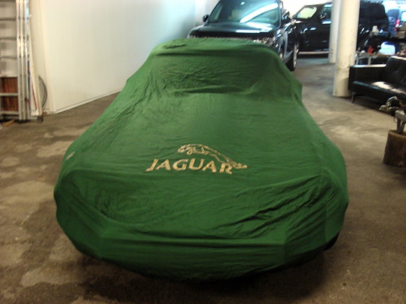 Jaguar E-TYPE 16 of 17