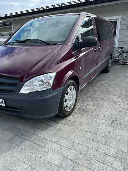 Mercedes-Benz Vito 113 2 of 8