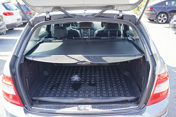 Mercedes-Benz C-Klasse 14 of 30