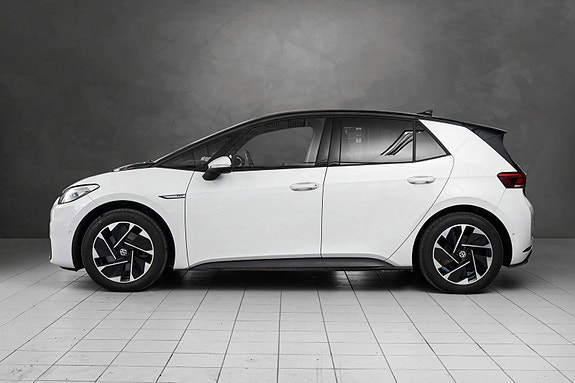 Volkswagen ID.3 2 of 21
