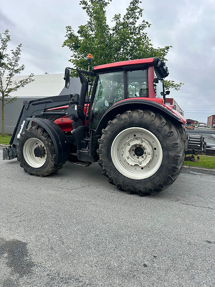 Valtra T202D med Ålø Q75 laster og 1 års bruktforsikring! 2012, kr 679 000,-