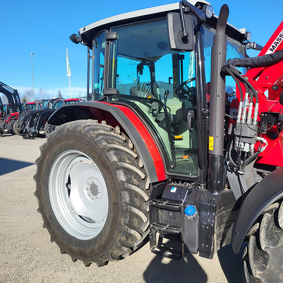 Massey Ferguson 5711-M 2020, kr 605 000,-