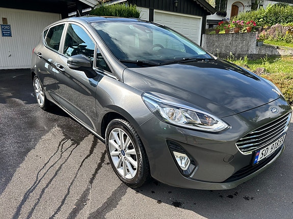 Ford Fiesta 5 of 22