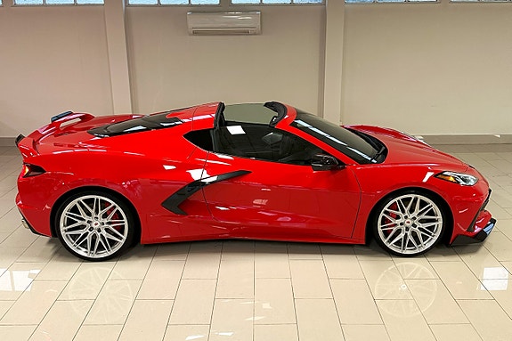 Chevrolet Corvette 12 of 30