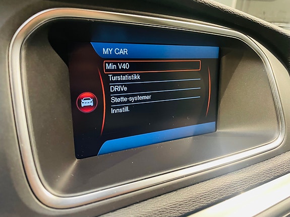 Volvo V40 Cross Country 21 of 30