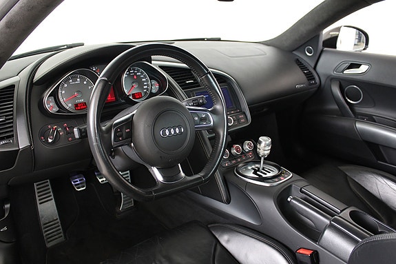 Audi R8 15 of 30