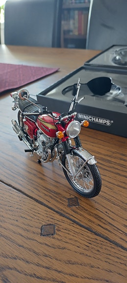 Product image 8 of 9