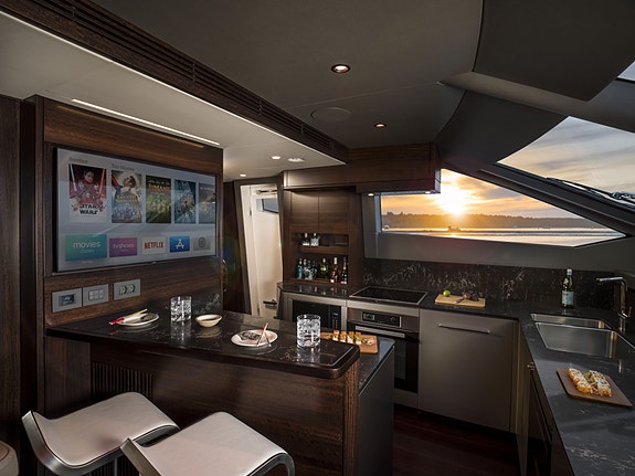Sunseeker 88 Yacht 13 of 13
