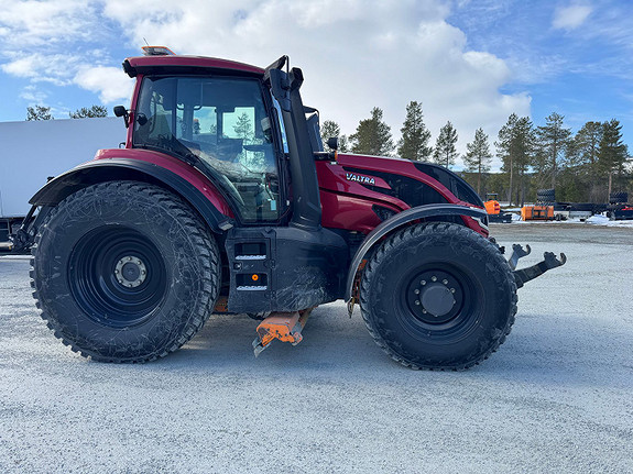 Valtra T235 2022, kr 1 960 000,-