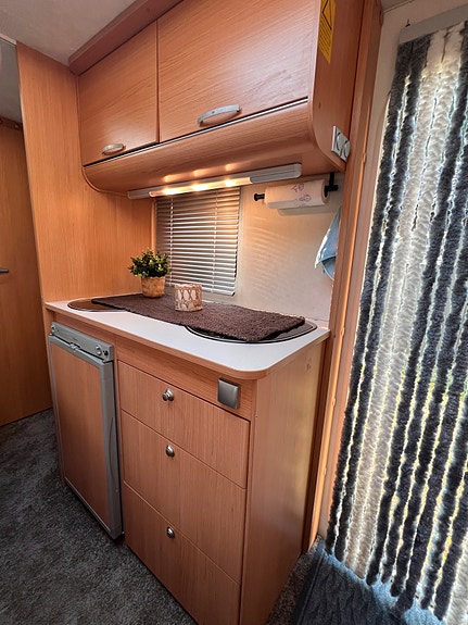 Adria Altea 432PX 13 of 19