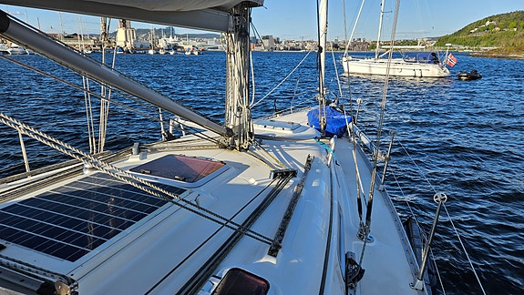 Hanse 371 - velseilende, velholdt og vakker seilbåt selges 13 of 30