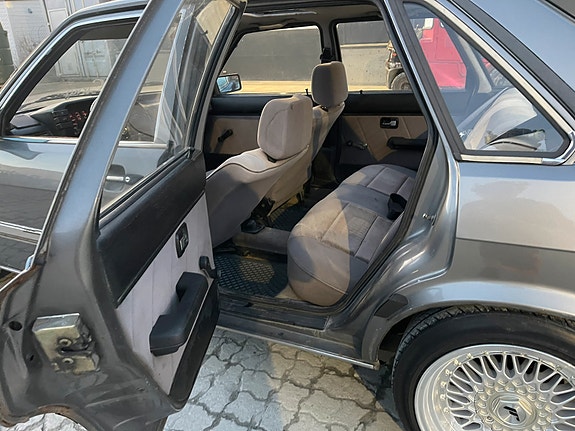 Audi 80 14 of 30
