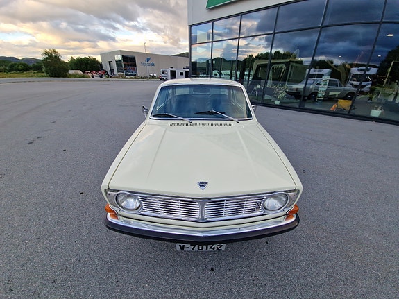 Volvo 142 8 of 30