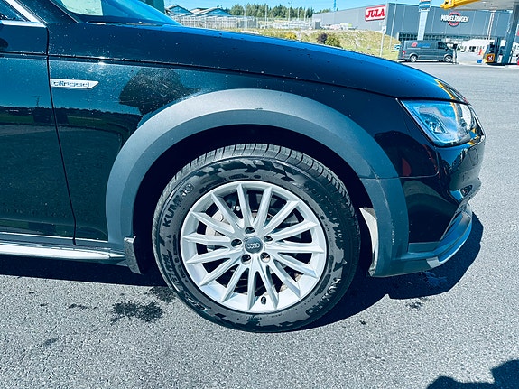 Audi A4 allroad 11 of 16