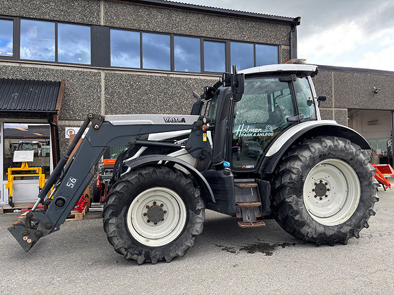 Valtra N154 Versu, vinterpakke, laster lite timer! 2017, kr 849 000,-