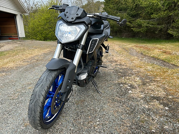 Yamaha MT-125 2 of 10