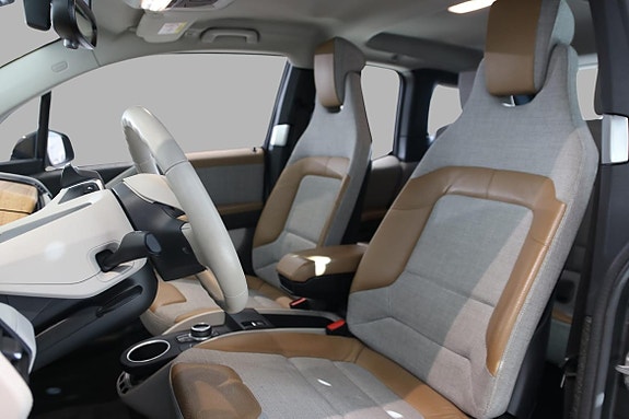 BMW i3 6 of 8