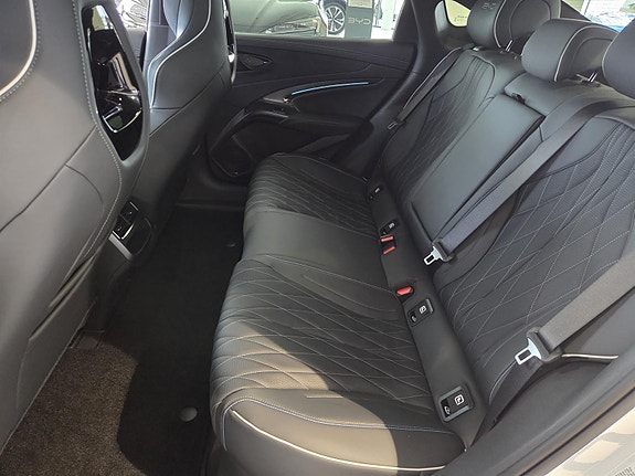 BYD Seal 18 of 22