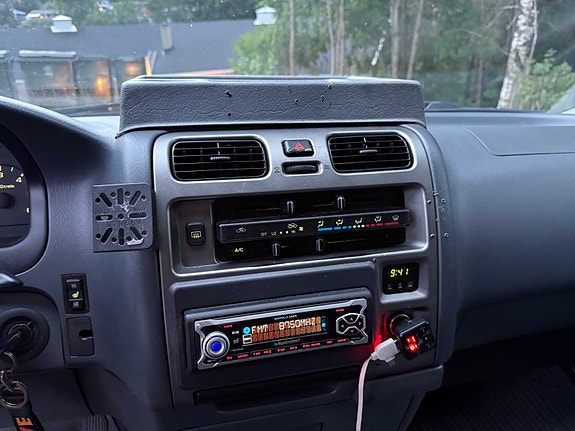 Toyota HiAce 11 of 22