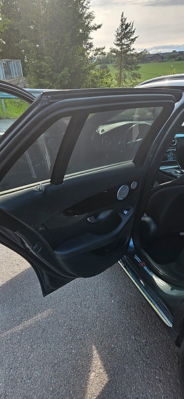 Mercedes-Benz C180 12 of 13