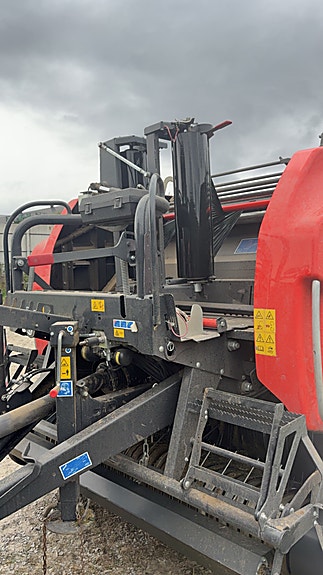 Kuhn Balepack  3135