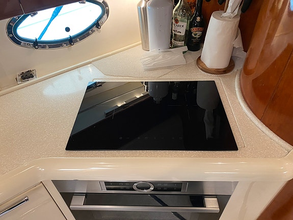 Oppgradert Fairline Targa 48 – Velholdt sportscruiser med CAT 3126A-motorer! 16 of 30