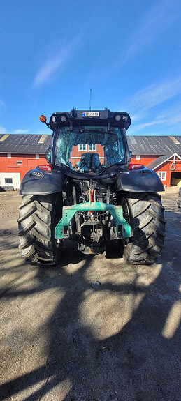 Valtra N135 2023, kr 1 250 000,-