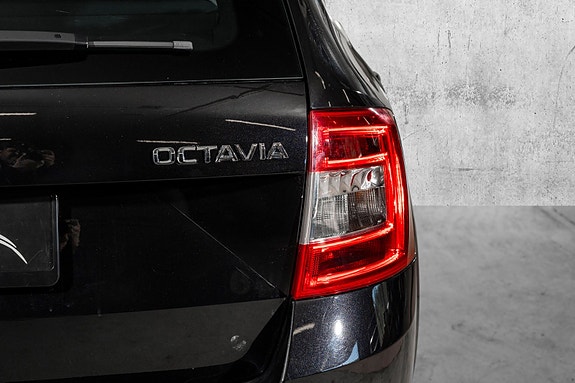 Skoda Octavia 9 of 24