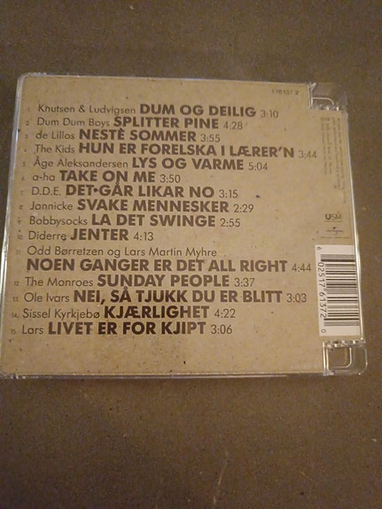 Product image 2 of 2