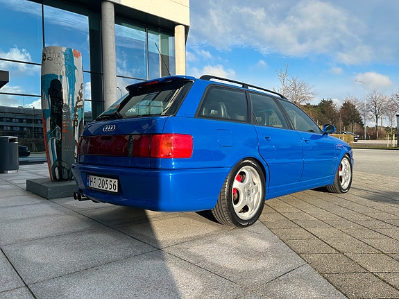 Audi RS2 6 of 30