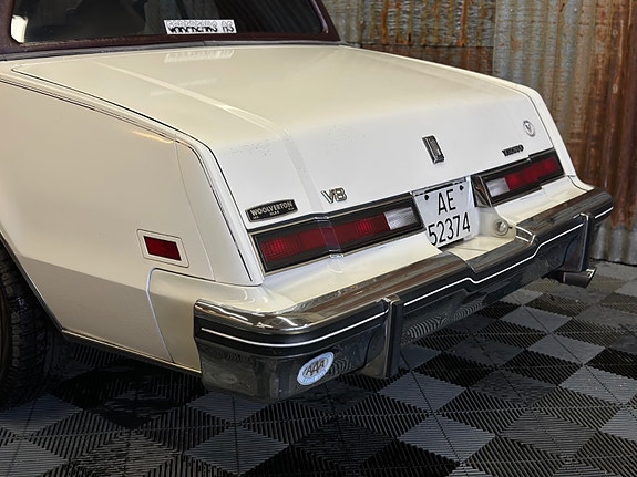 Oldsmobile 21 of 30