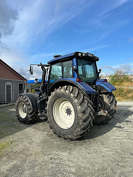 Valtra N163D Lite timer! 2014, kr 679 000,-