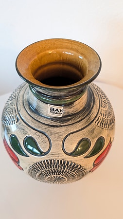 Vase i tysk porselen fra Bay.