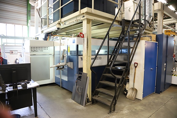 Operatørplass på Trumpf laseren