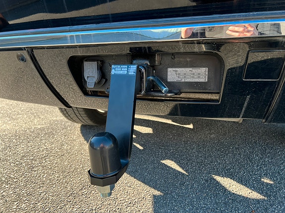 Cadillac Escalade 5 of 5