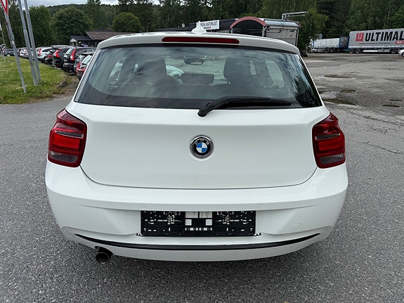 BMW 114D 2014 photo 4