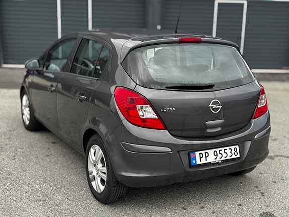 Opel Corsa 5 of 14