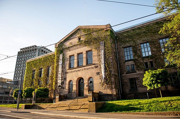 Bilde 1 av 4 i jobbannonse-galleriet