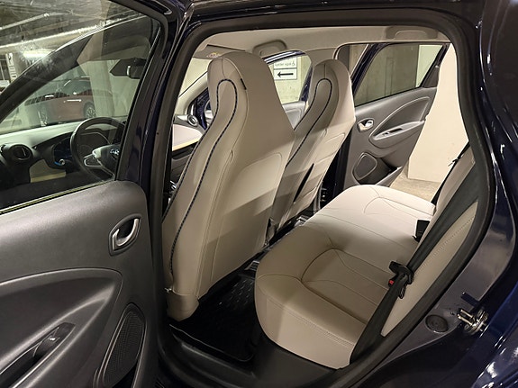 Renault Zoe 14 of 17