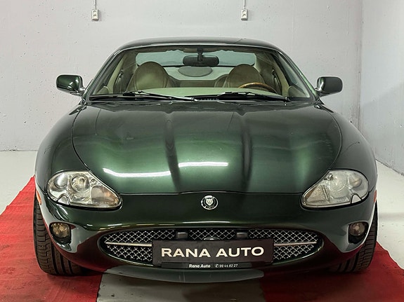Jaguar XK 3 of 29